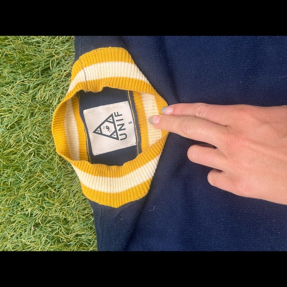 Knit unif t shirt crop top - Picture 3 of 3